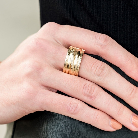 Paparazzi: Rise and Shine, Gold - Picture 1 of 3